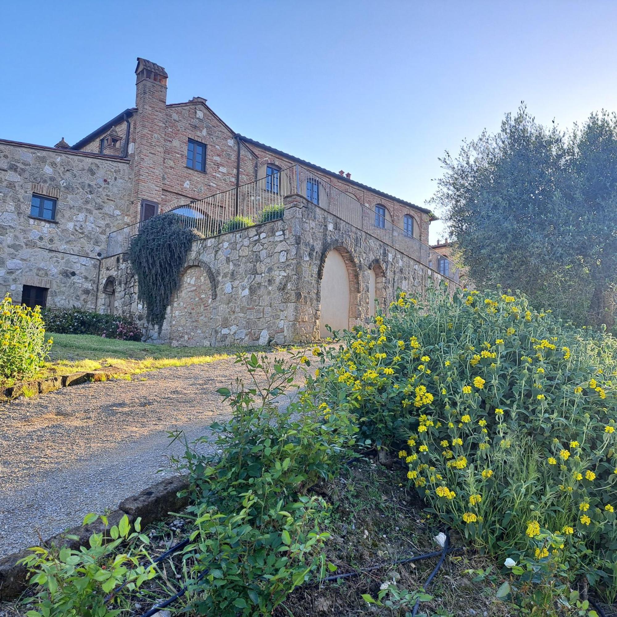 Monaci Apartments Asciano Exterior photo